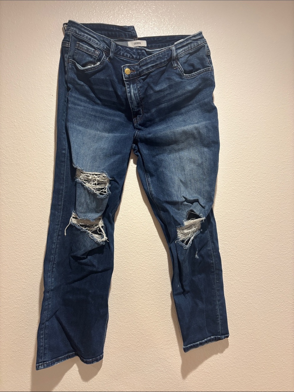 Women’s Dark Blue Boyfriend Jeans with Knee Distressing